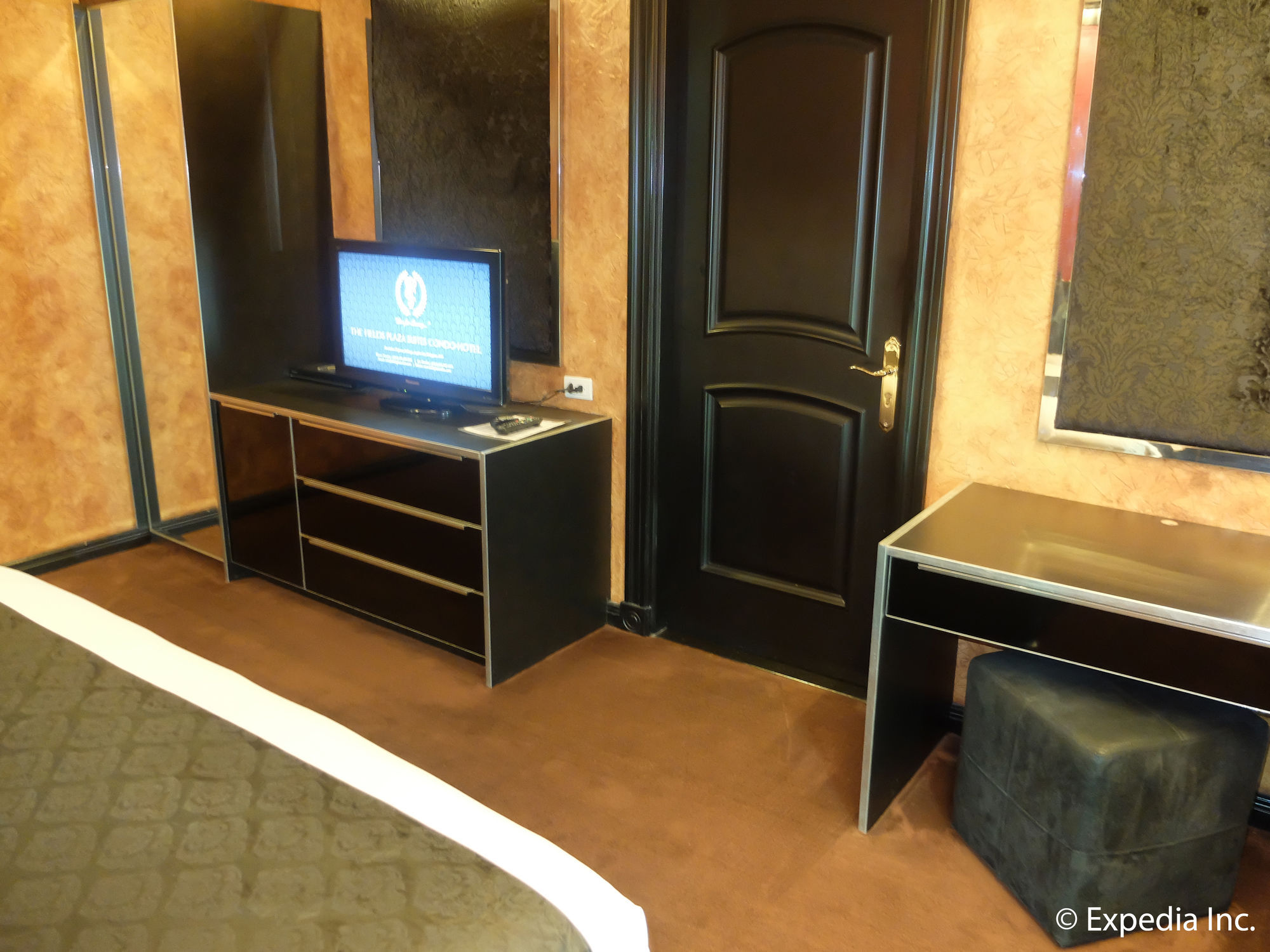 Fields Plaza By Abc Aparthotel 5*